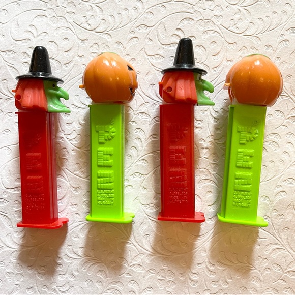 VTG Lot Of 4 Pez Containers - Witch & Jack-O-Lantern - Picture 4 of 5